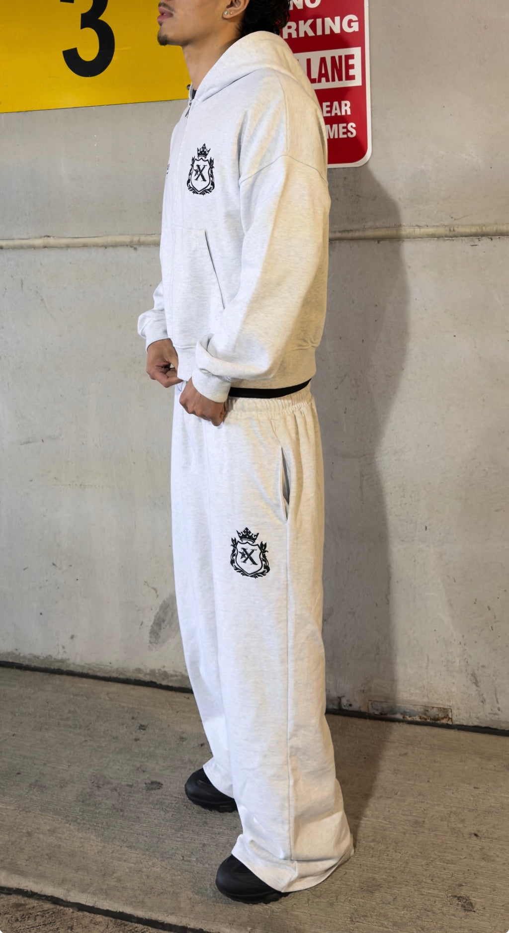 Royal Tracksuit Heather Gray Sweatpants